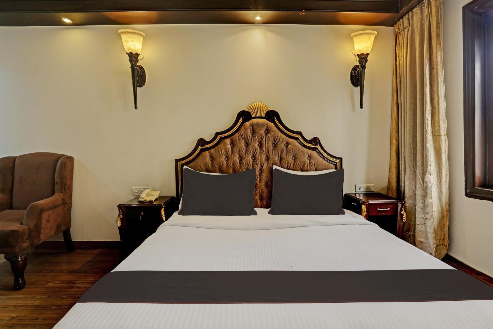 Townhouse The Royce New Friends Colony Hotel นิวเดลี ภายนอก รูปภาพ